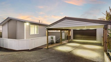46 Carlisle Road, Browns Bay, Auckland - Carousel 1