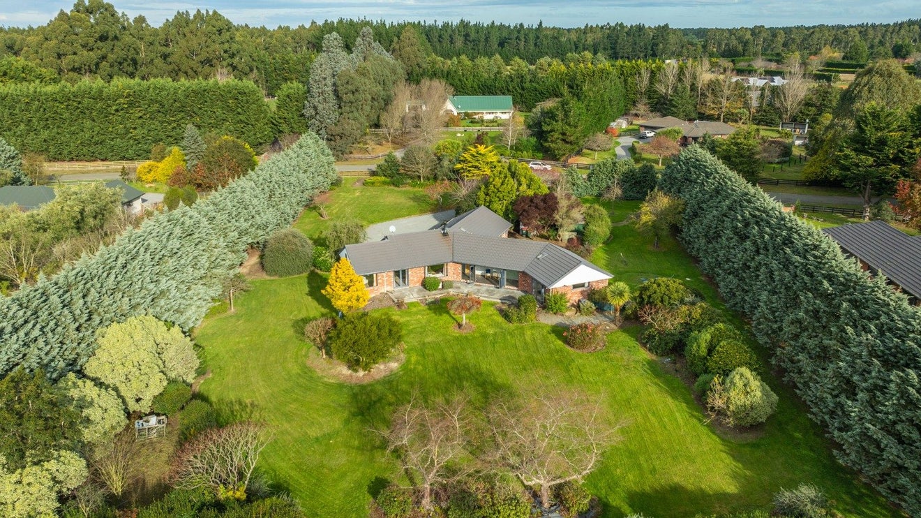 7 Manna Place, Christchurch - Carousel 1