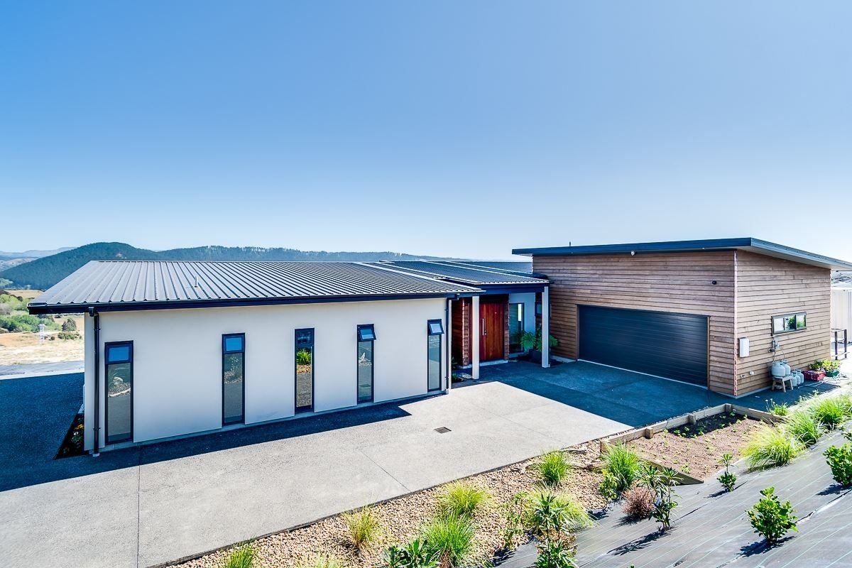 164 Eskridge Drive, Eskdale, Napier - Carousel 2
