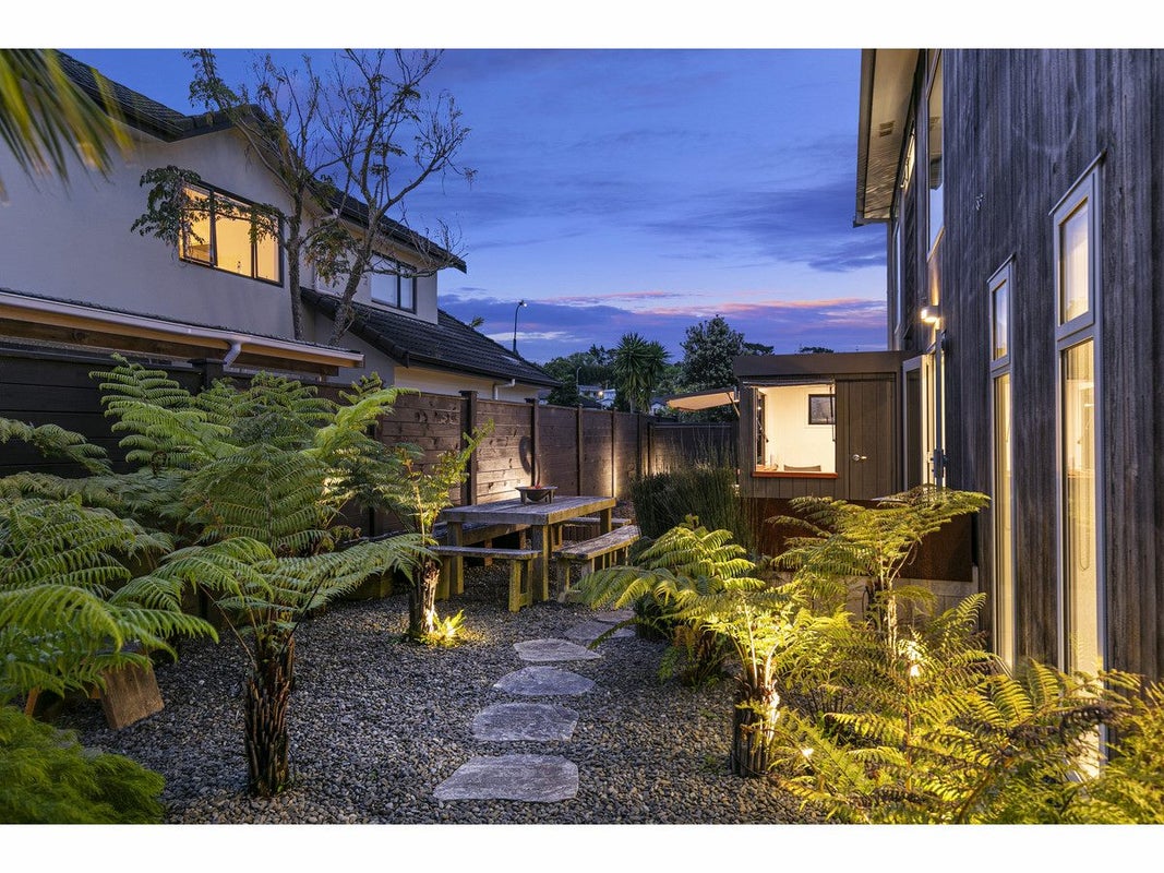 11 Kelmore Place, Schnapper Rock, Auckland - Carousel 35