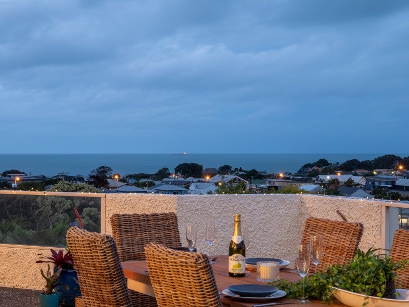 366 Devon Street West, Lynmouth, New Plymouth - Carousel 2