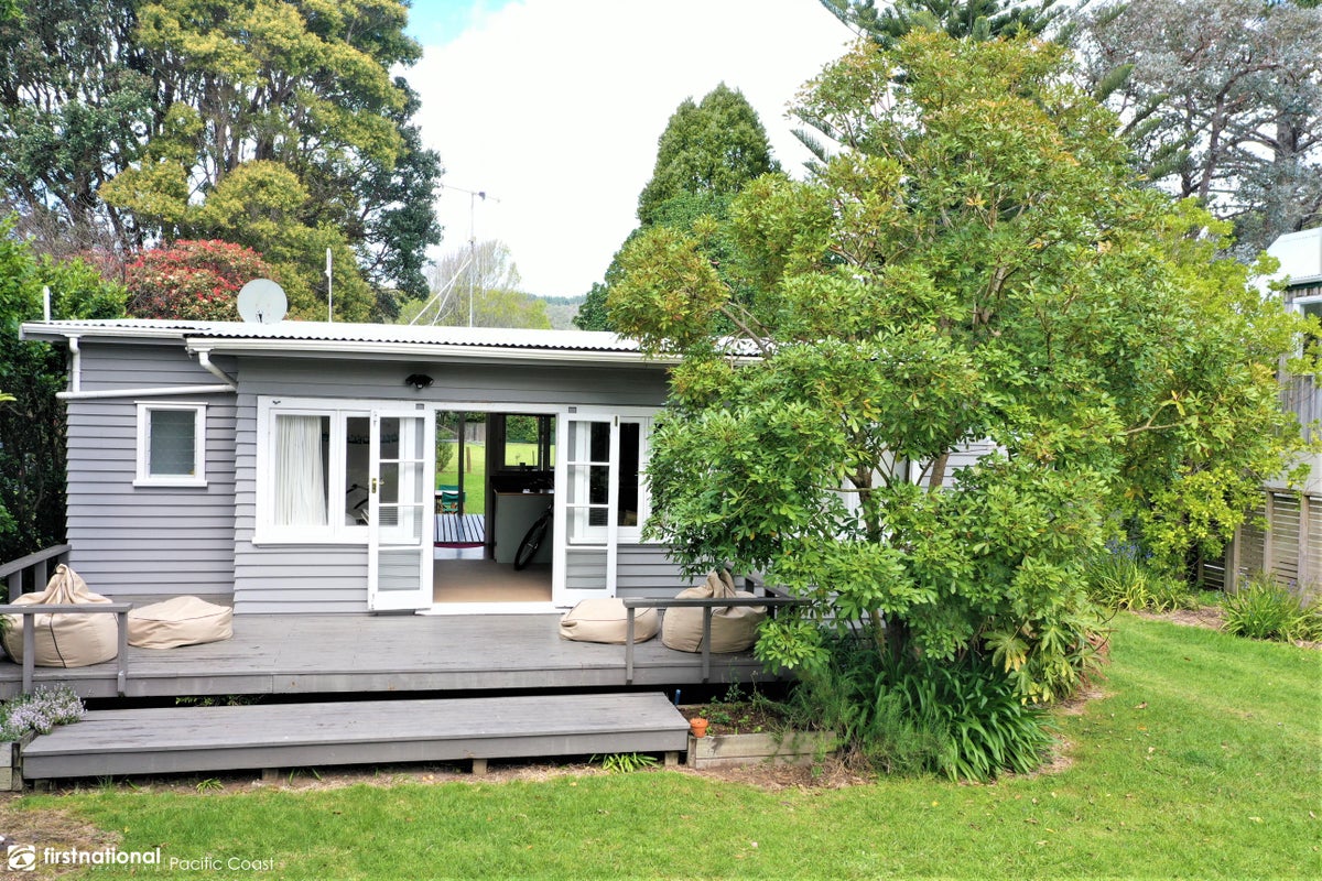 7 Mako Avenue, Whiritoa, Waihi - Carousel 2
