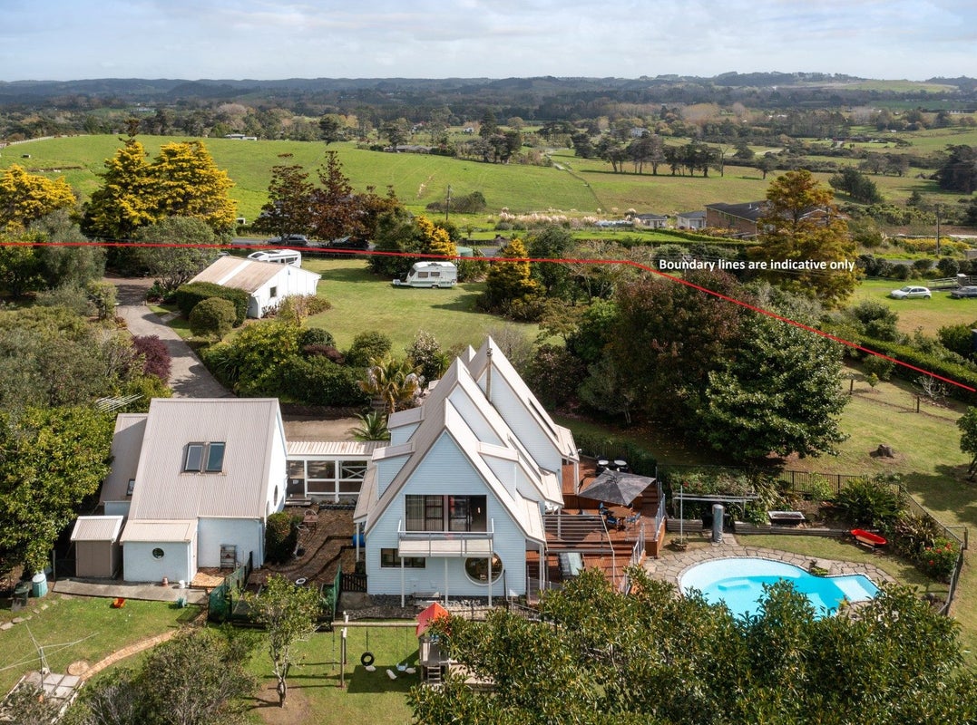 34 Top Road, Albany - Carousel 21