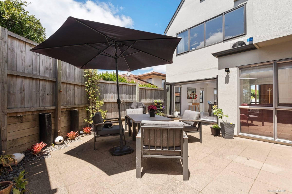 3 Bluefin Way, West Harbour, Auckland - Carousel 2
