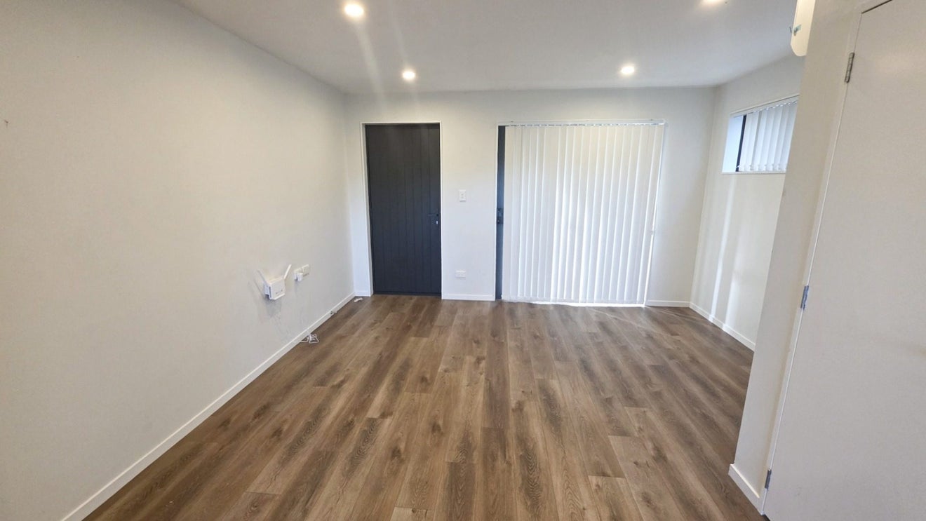 31 Whai Hua Lane, Mangere Bridge, Auckland - Carousel 2