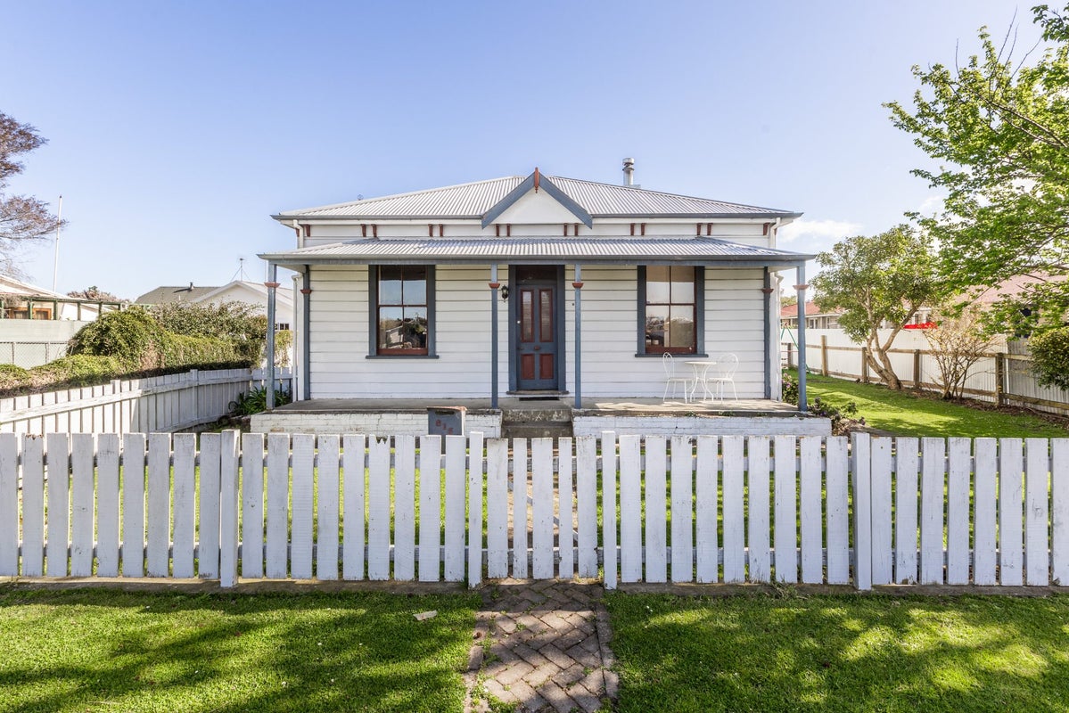 815A Clive Street, Akina, Hastings - Carousel 1