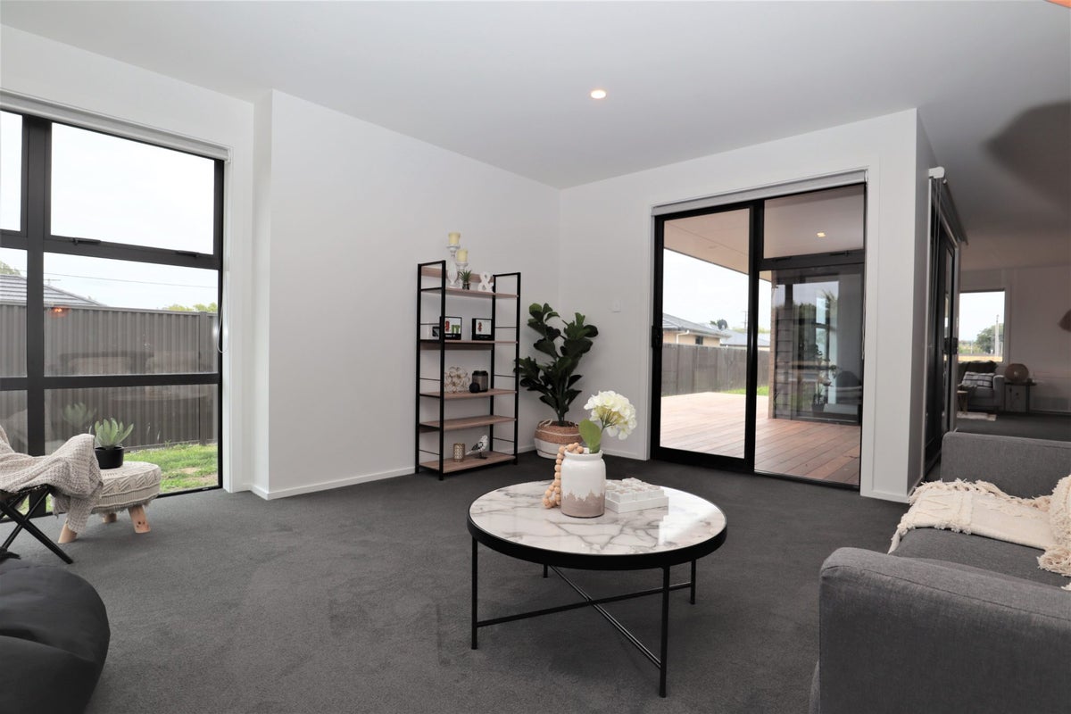 5 North Foreland Street, Waihola, Milton - Carousel 2