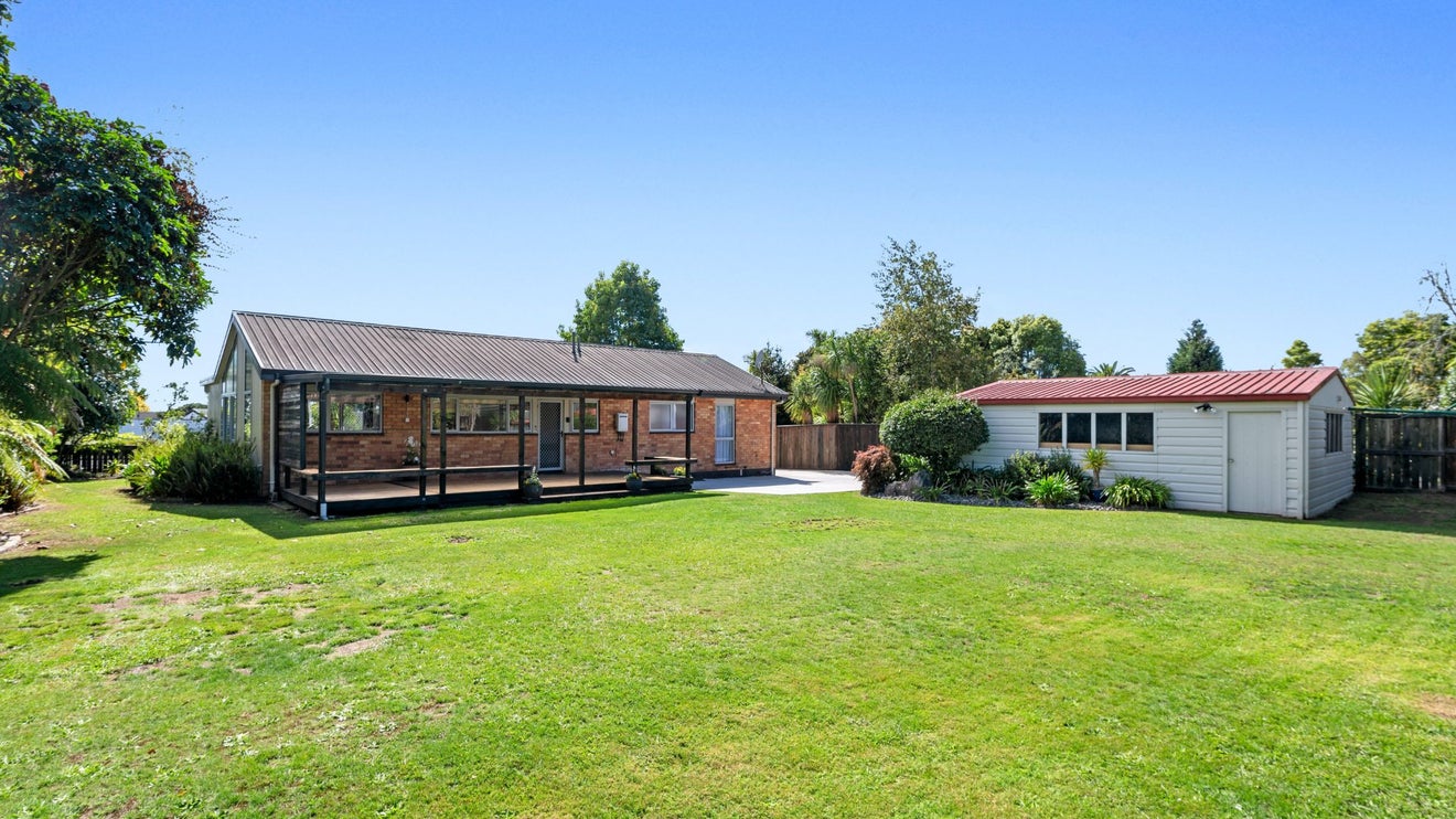17 Sala Street, Whakarewarewa, Rotorua - Carousel 1