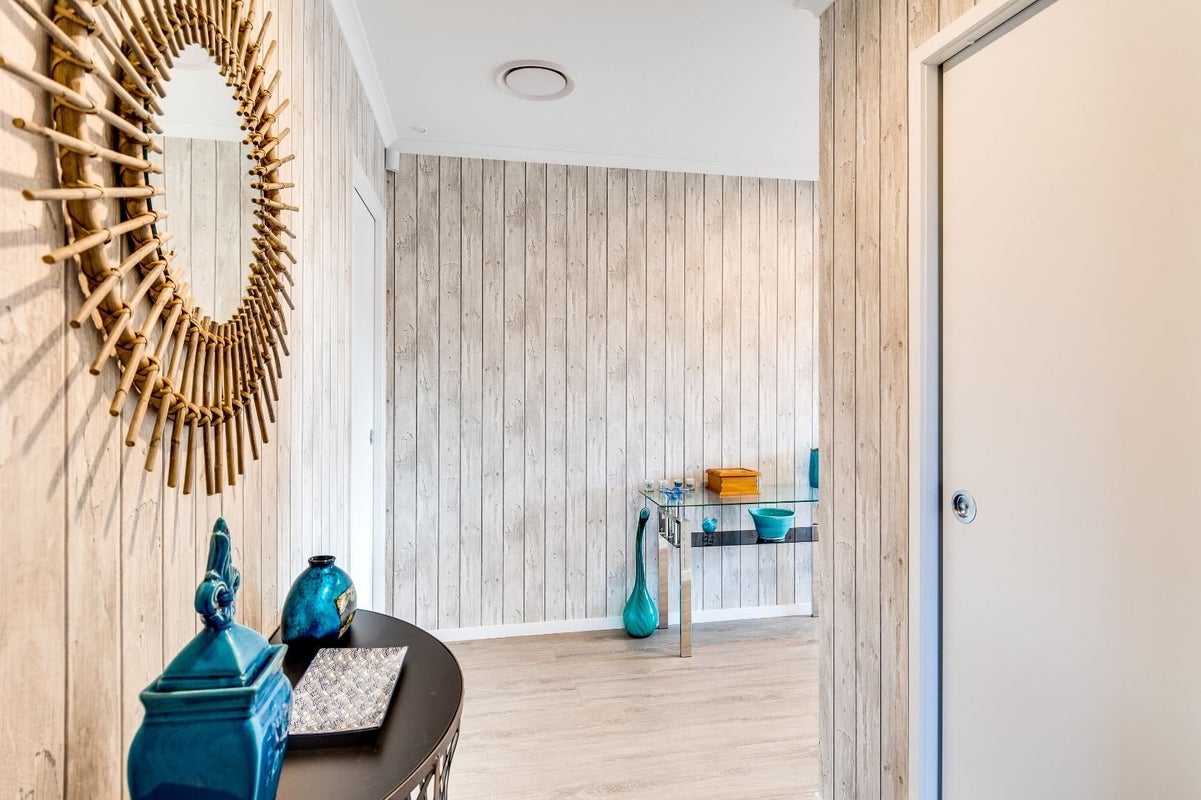 2 Benmore Place, Poraiti, Napier - Carousel 2
