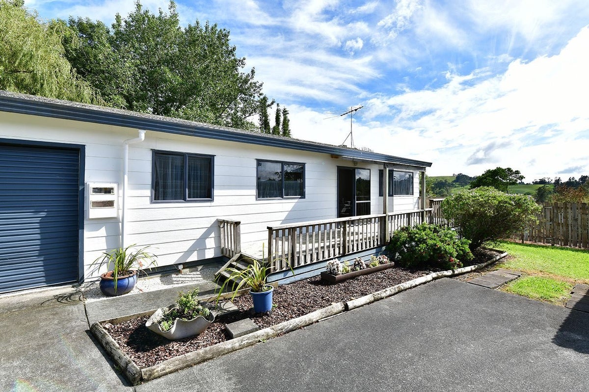 5/42 Rodney Street, Wellsford, Auckland - Carousel 1