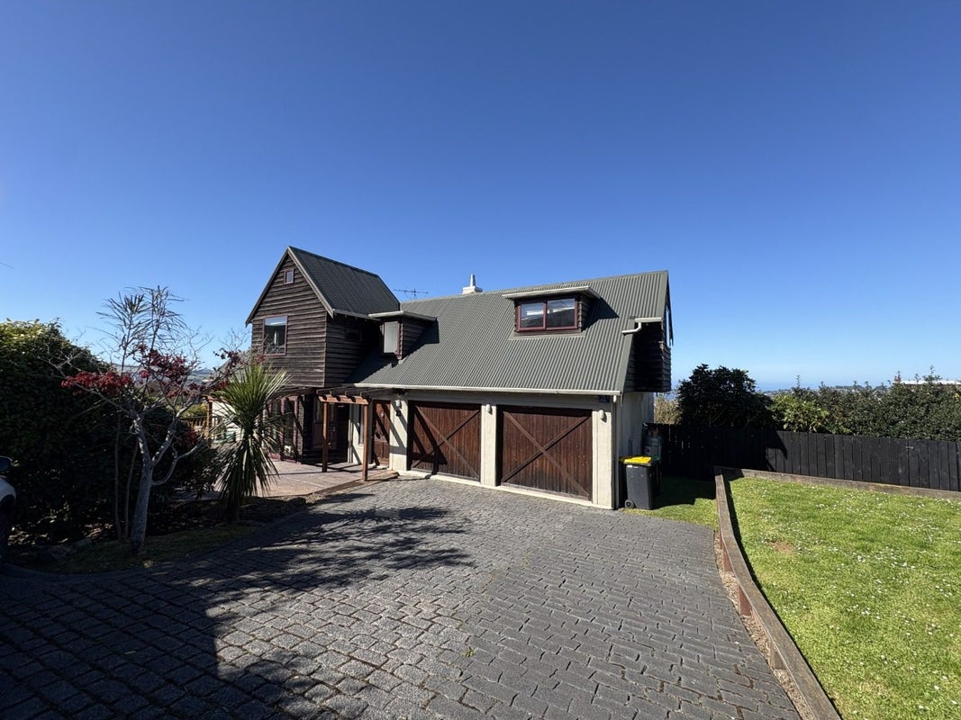 21 Kenmure Road, Belleknowes, Dunedin - Carousel 1