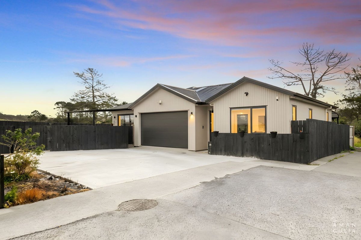 36 Berba Lane, Westgate, Auckland - Carousel 17