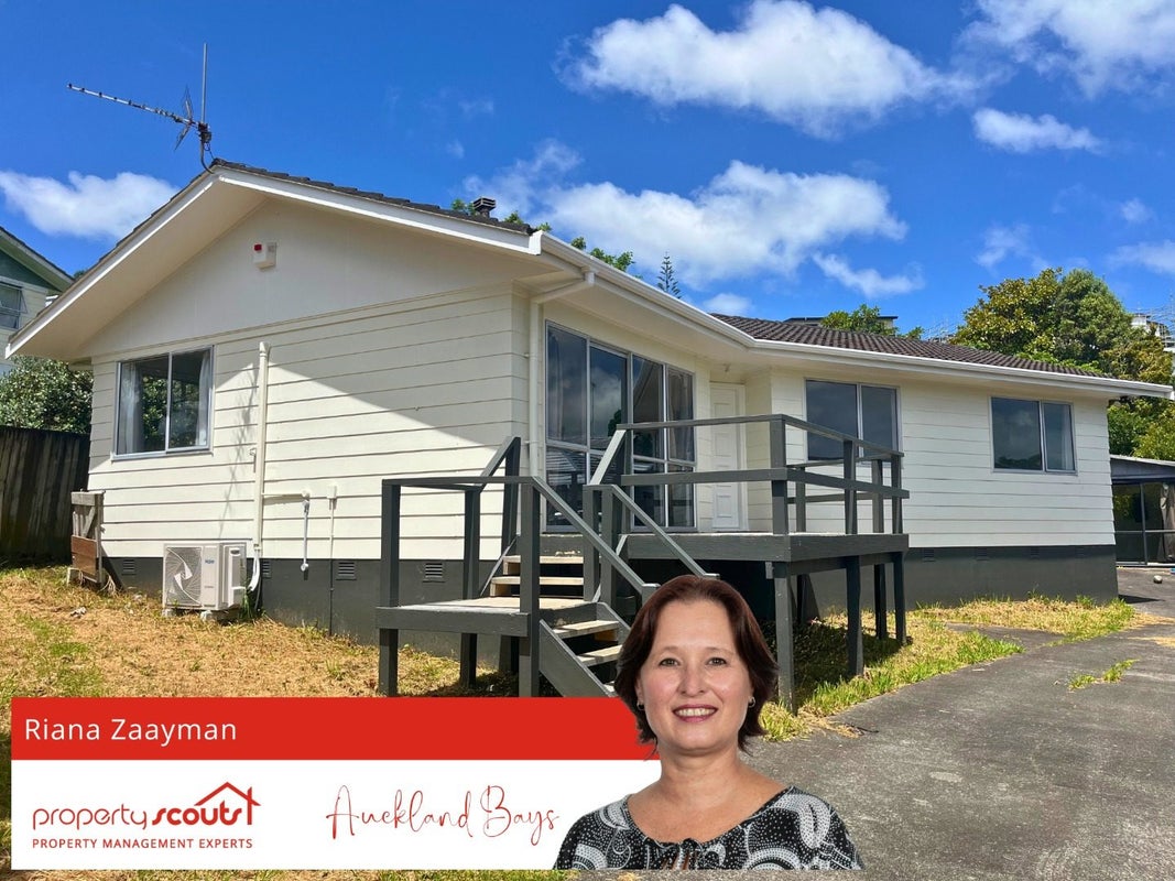 4 Garton Drive, Massey, Auckland - Carousel 1