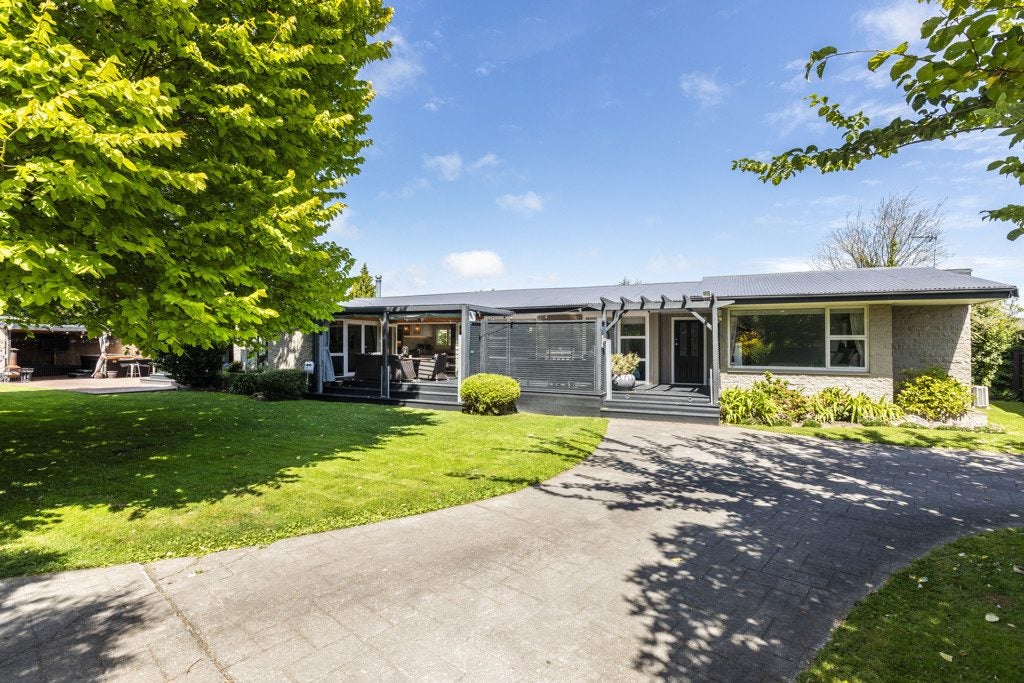 136 Highsted Road, Casebrook, Christchurch - Carousel 1