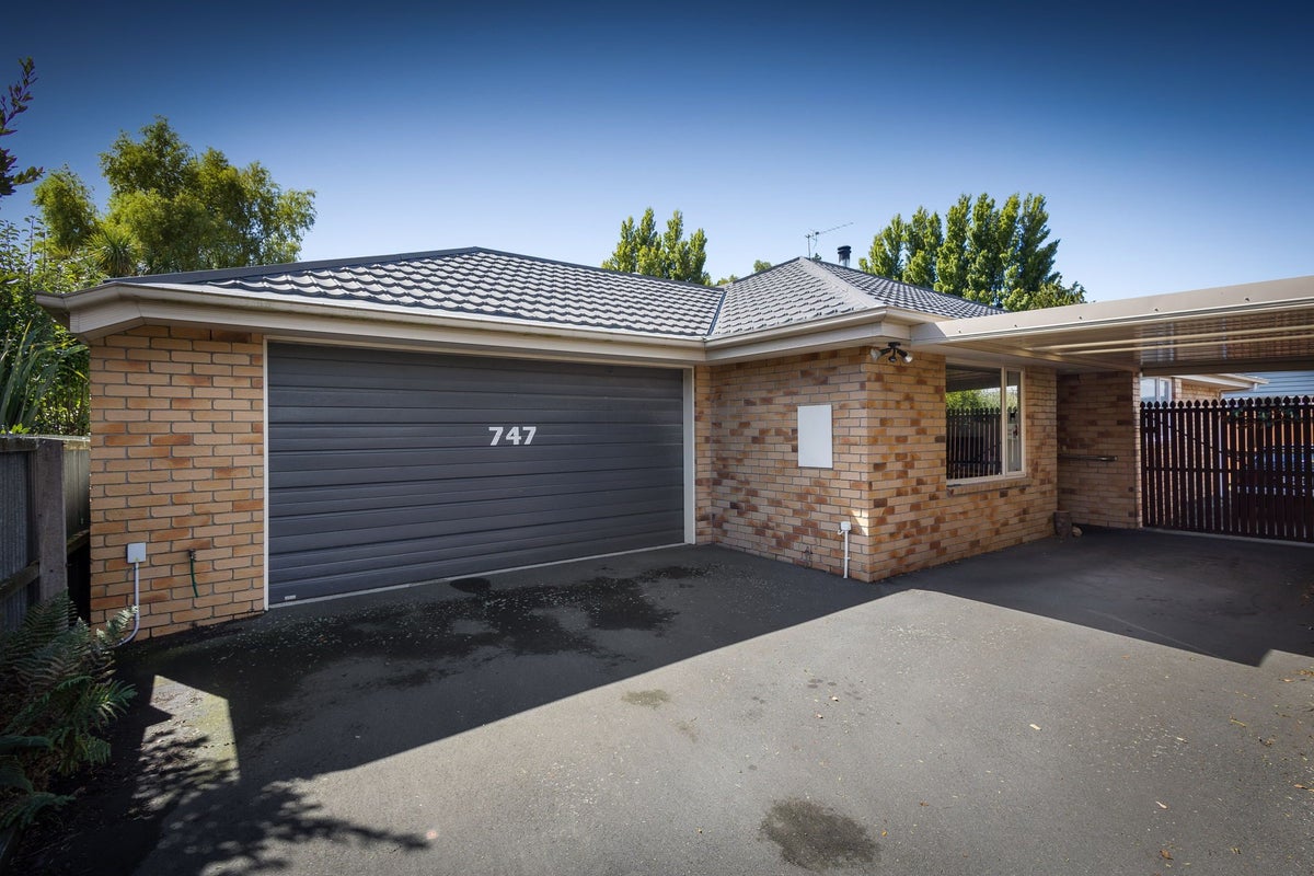 747 Ferry Road, Woolston, Christchurch - Carousel 1