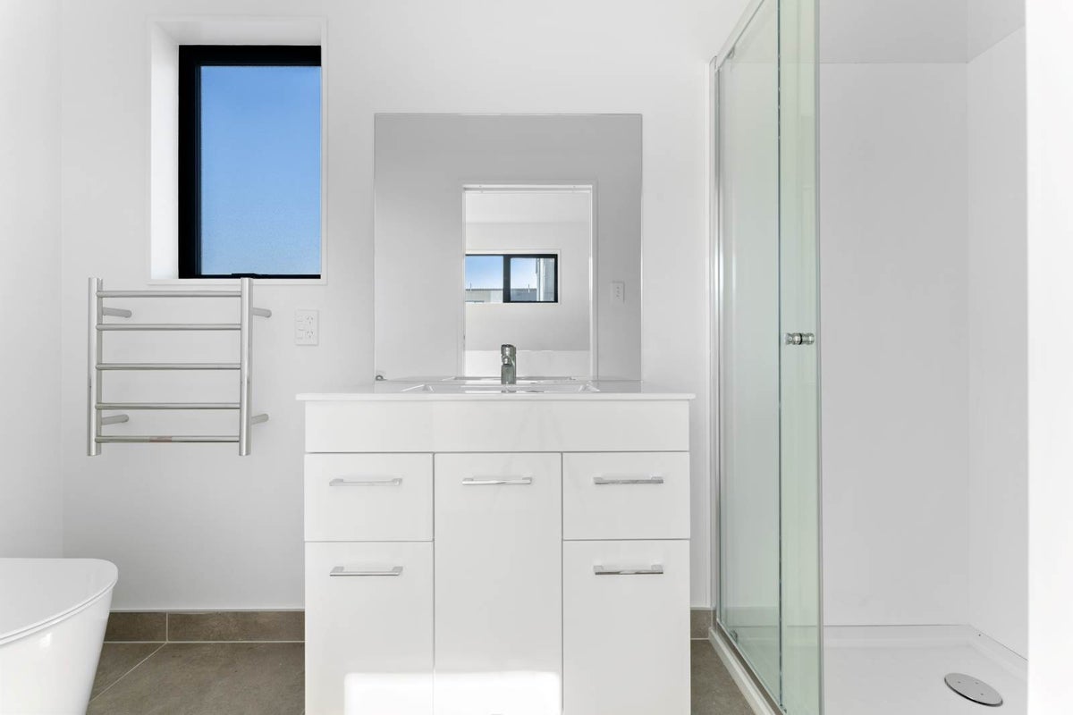 1/122 Pooks Road, Ranui, Auckland - Carousel 12
