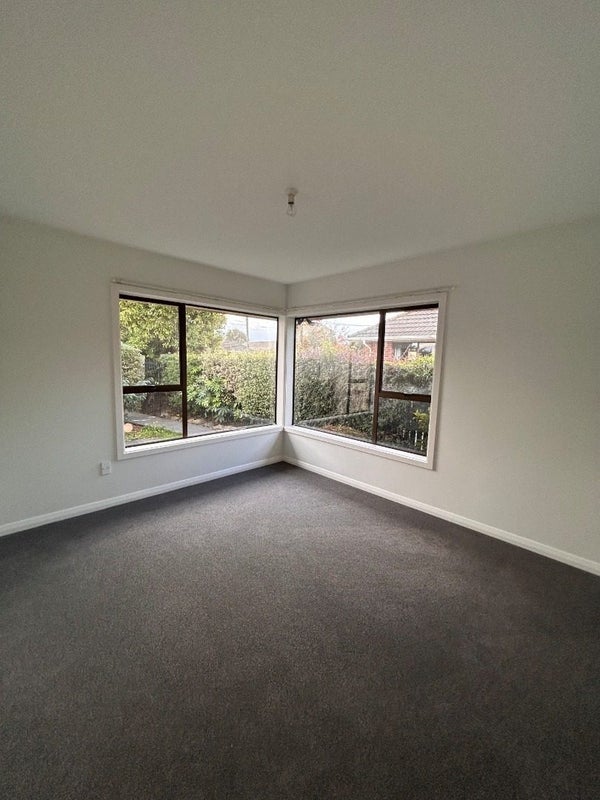 8 Oakdale Street, Avonhead, Christchurch - Carousel 2