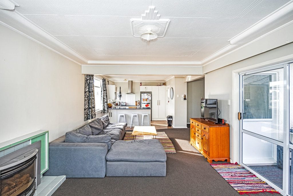 57 Stuart Street, Holmes Hill, Oamaru - Carousel 2