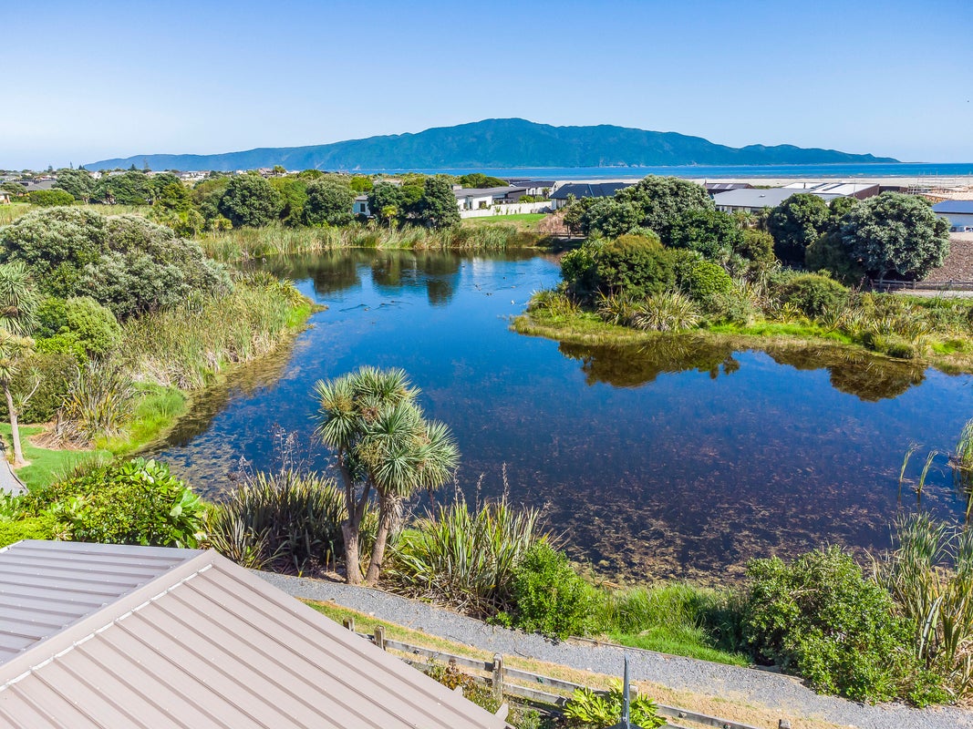 7 Hana Udy Place, Paraparaumu Beach, Paraparaumu - Carousel 2
