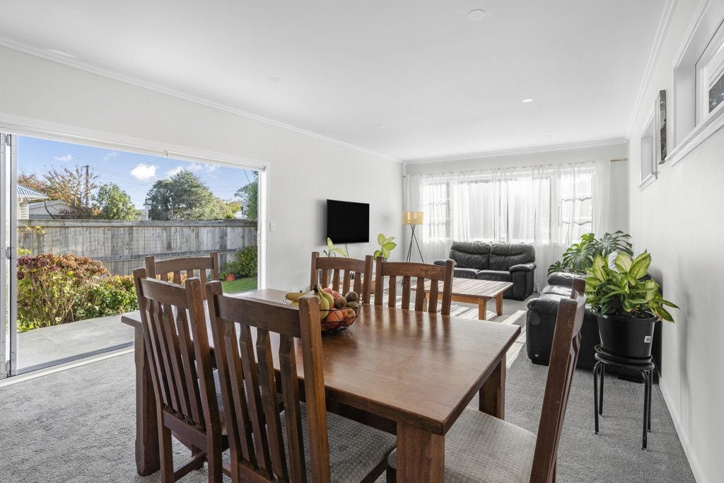 948 High Street, Avalon, Lower Hutt - Carousel 2