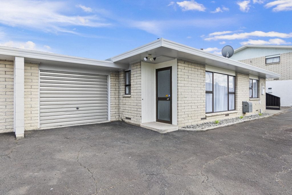 86B Clyde Street, Hamilton East, Hamilton - Carousel 2