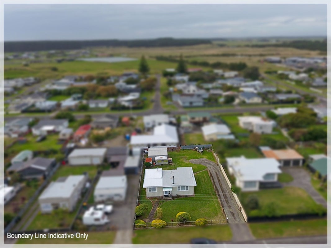 121 Seabury Avenue, Foxton Beach, Foxton - Carousel 2