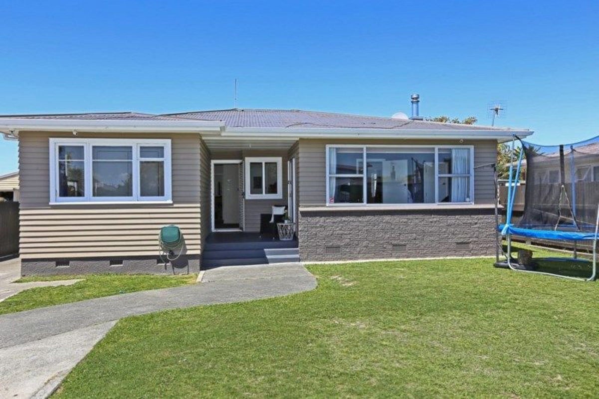 27 Richmond Street, Maraenui, Napier - Carousel 1