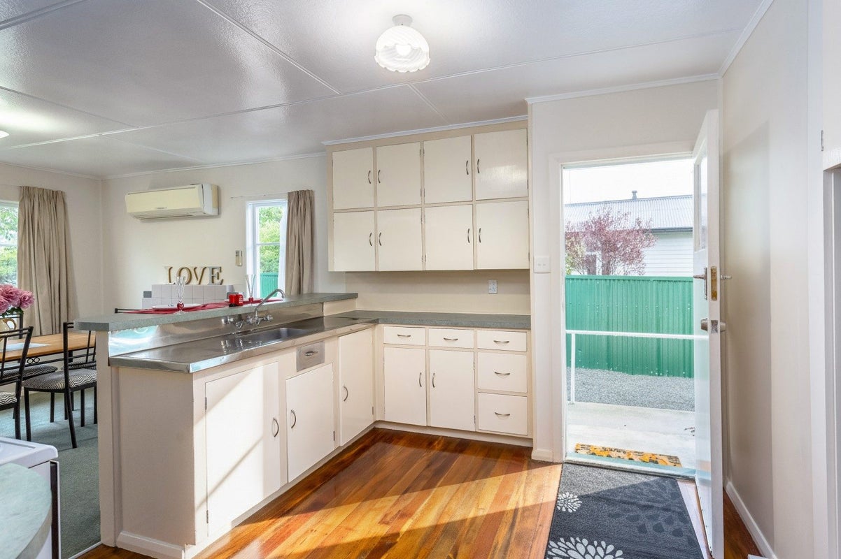 27 Brooklyn Road, Carterton, Carterton - Carousel 2