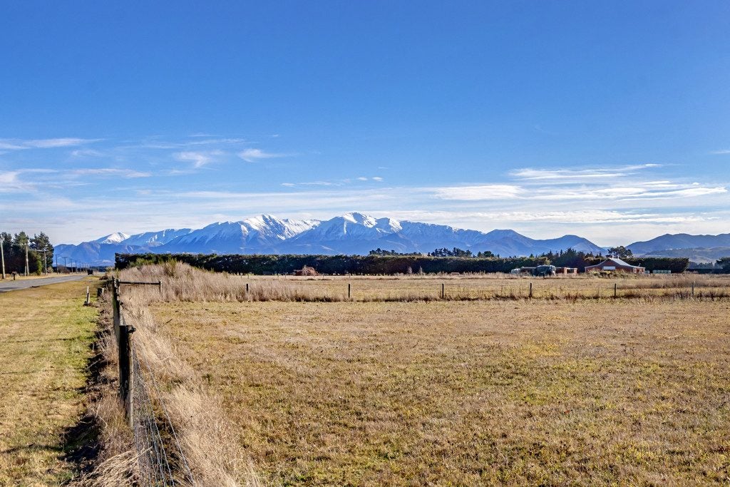 1070 Woodstock Road, View Hill, Oxford - Carousel 1