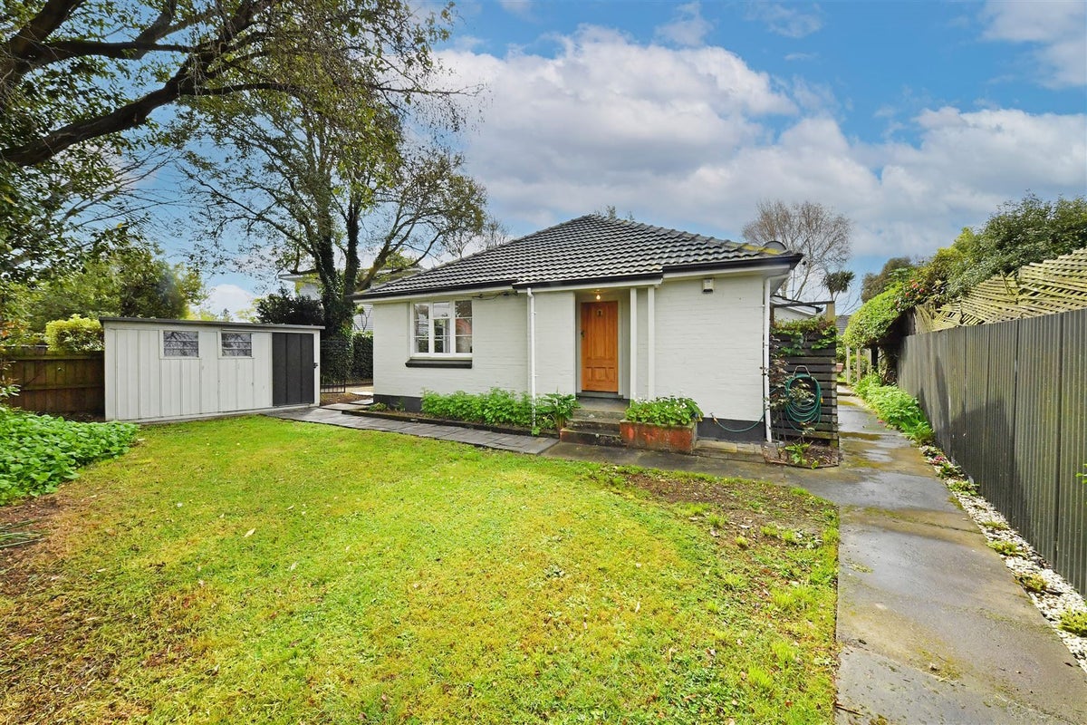 370 Clyde Road, Bryndwr, Christchurch - Carousel 15