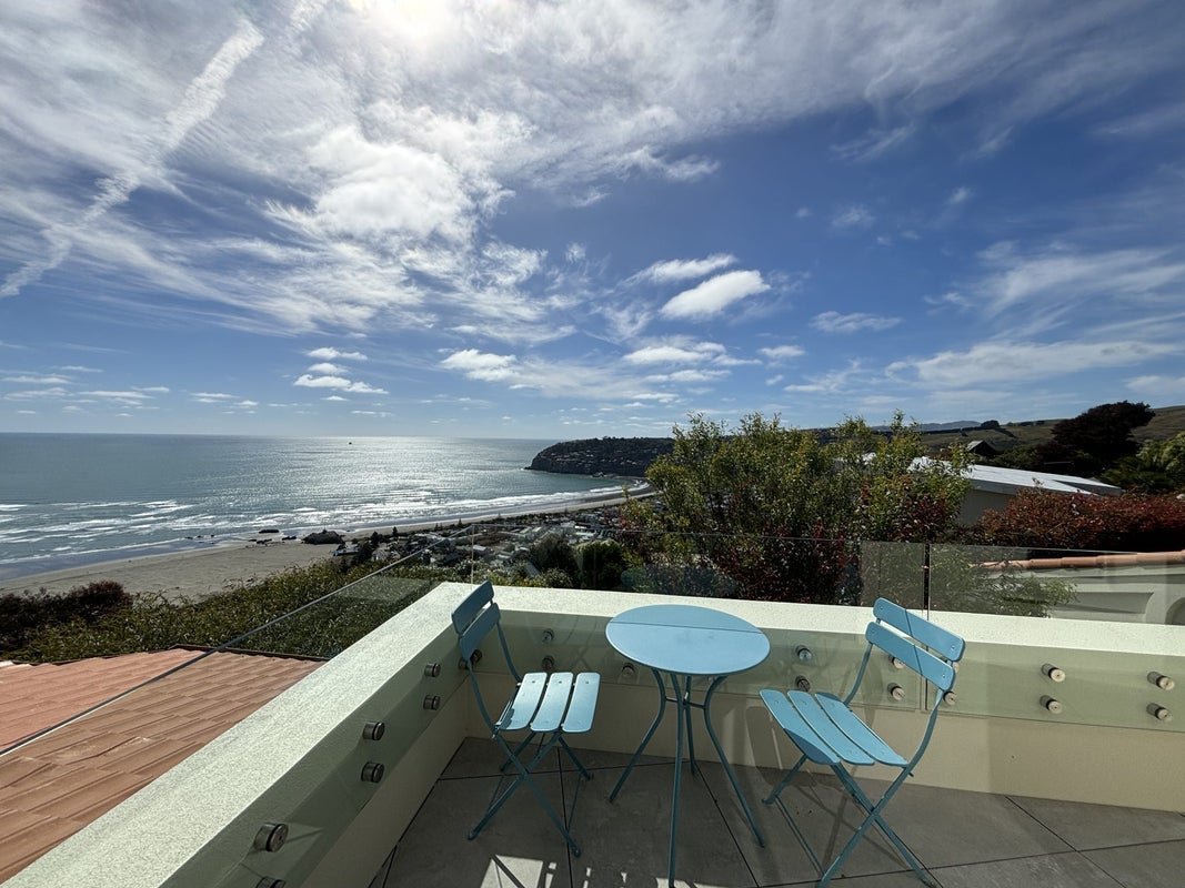 10 Panorama Road, Clifton, Christchurch - Carousel 1