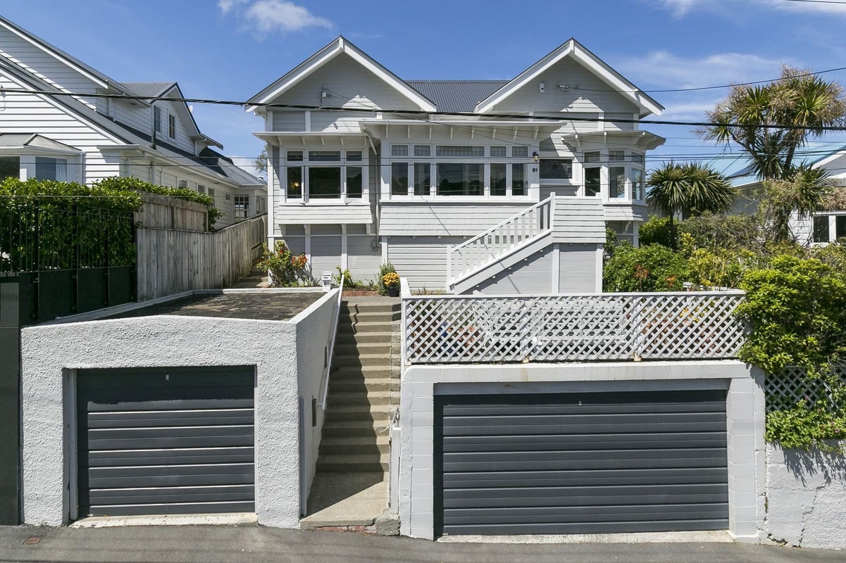 81 Waipapa Road, Hataitai, Wellington - Carousel 1
