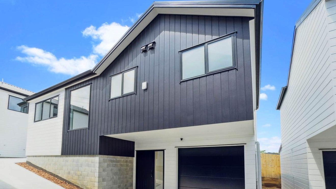 36 Hoskins Avenue, Hillsborough, Auckland - Carousel 1
