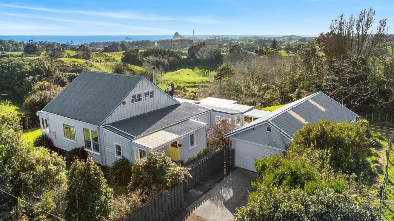 29 Hurford Road, Hurford, New Plymouth - Carousel 1