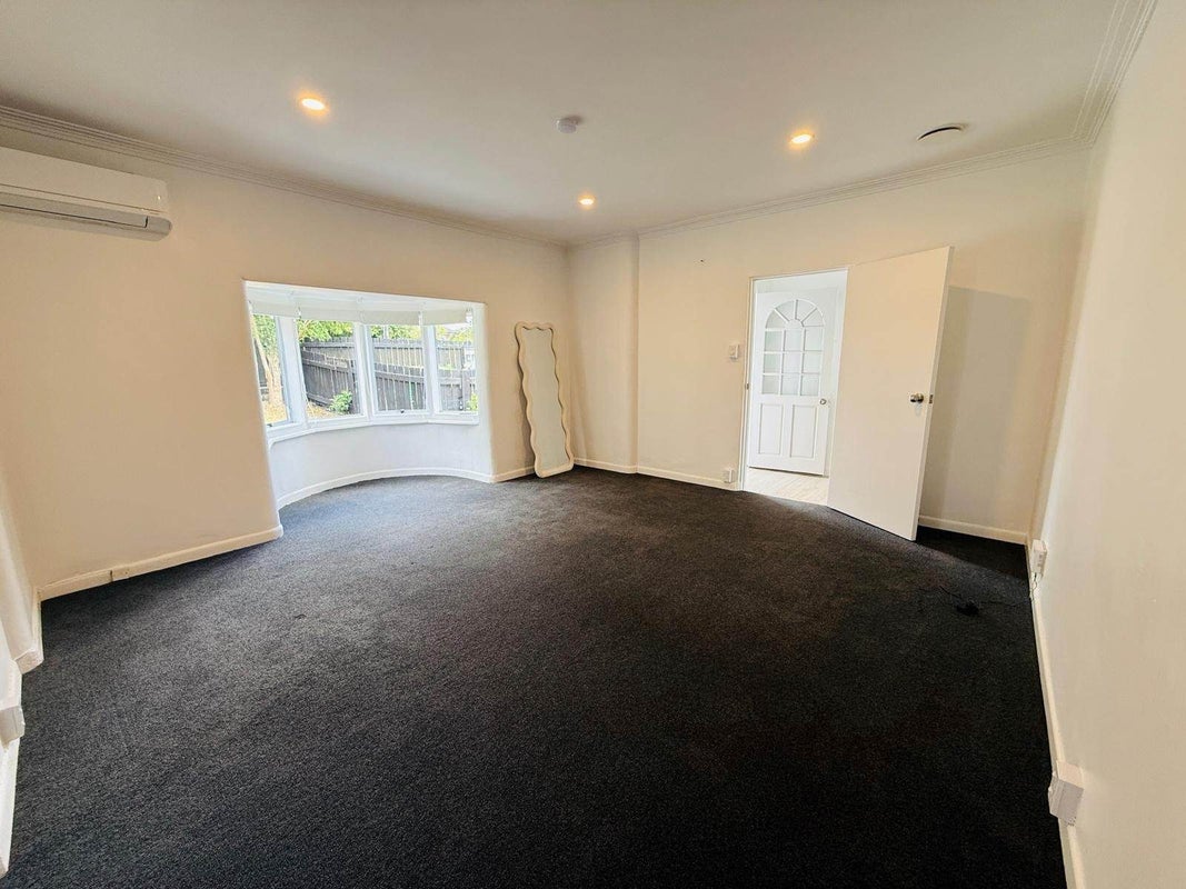 1/10 Wood Street, Papakura, Auckland - Carousel 2