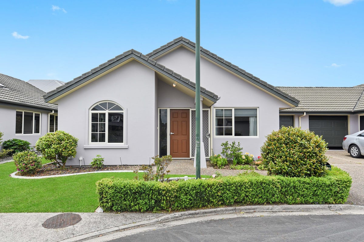 30/16 Rototuna Road, Flagstaff, Hamilton - Carousel 13