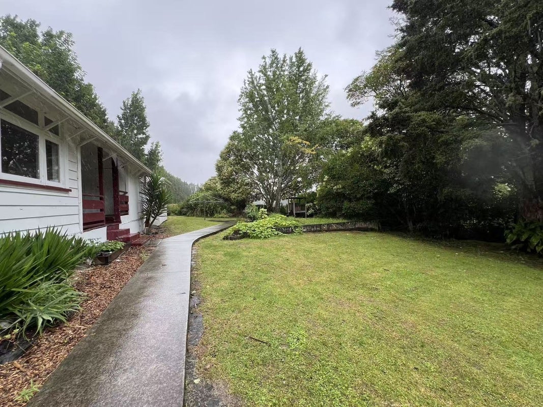 222 State Highway 16, Whenuapai, Auckland - Carousel 2