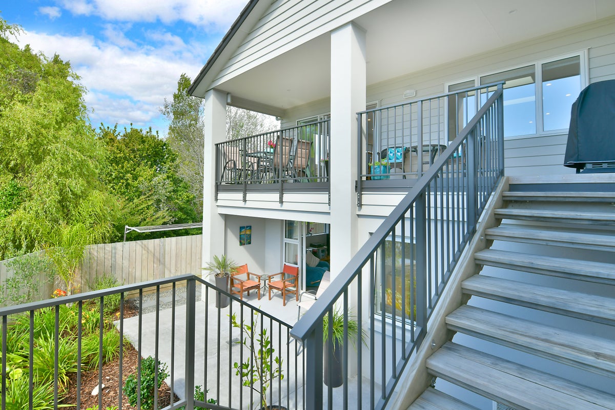 5A Melia Place, Stanmore Bay, Whangaparaoa - Carousel 1