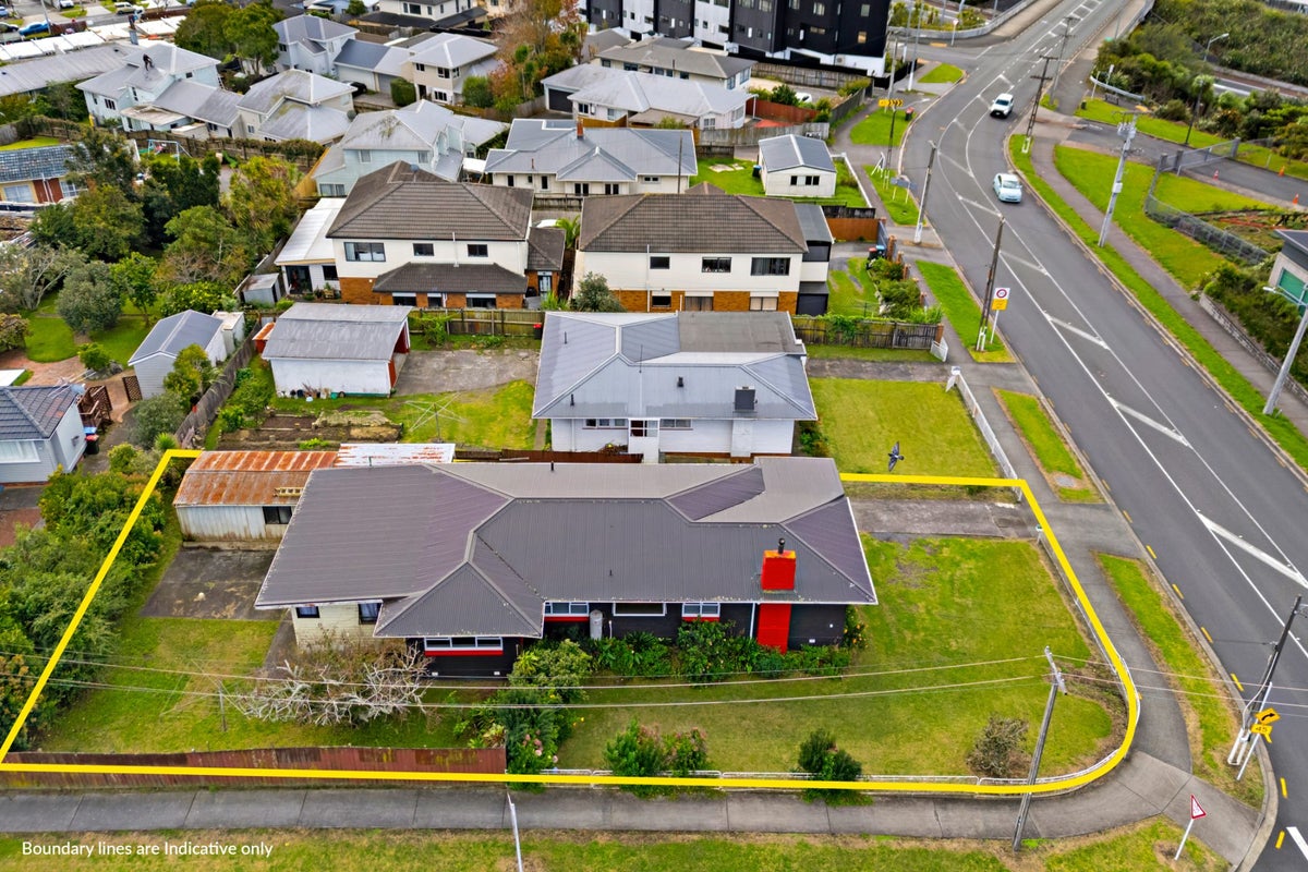 255 Richardson Road, New Windsor, Auckland - Carousel 1