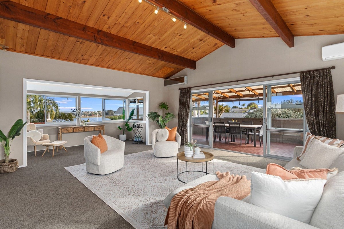 4 Sunny Bay Road, Matua, Tauranga - Carousel 2
