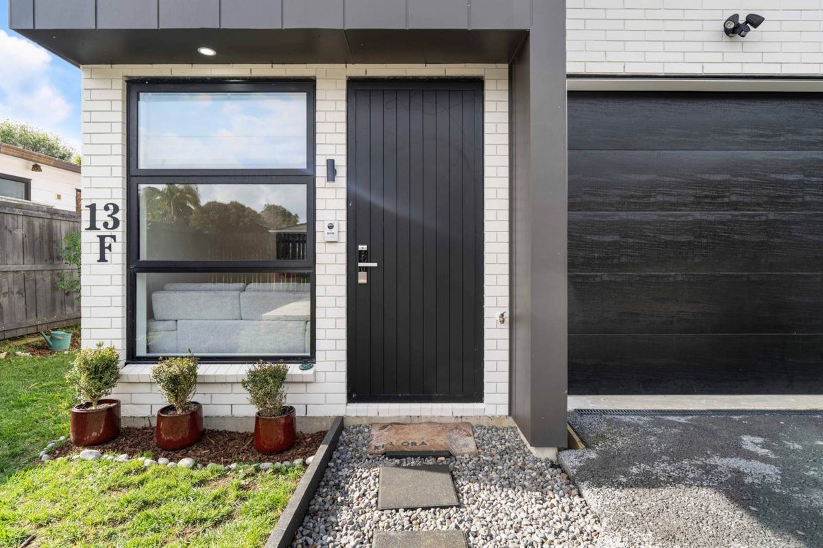 13F Purata Place, Mangere Bridge, Auckland - Carousel 2