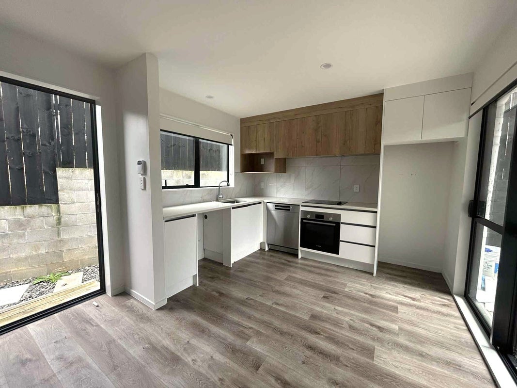 4F Hepburn Road, Glendene, Auckland - Carousel 15