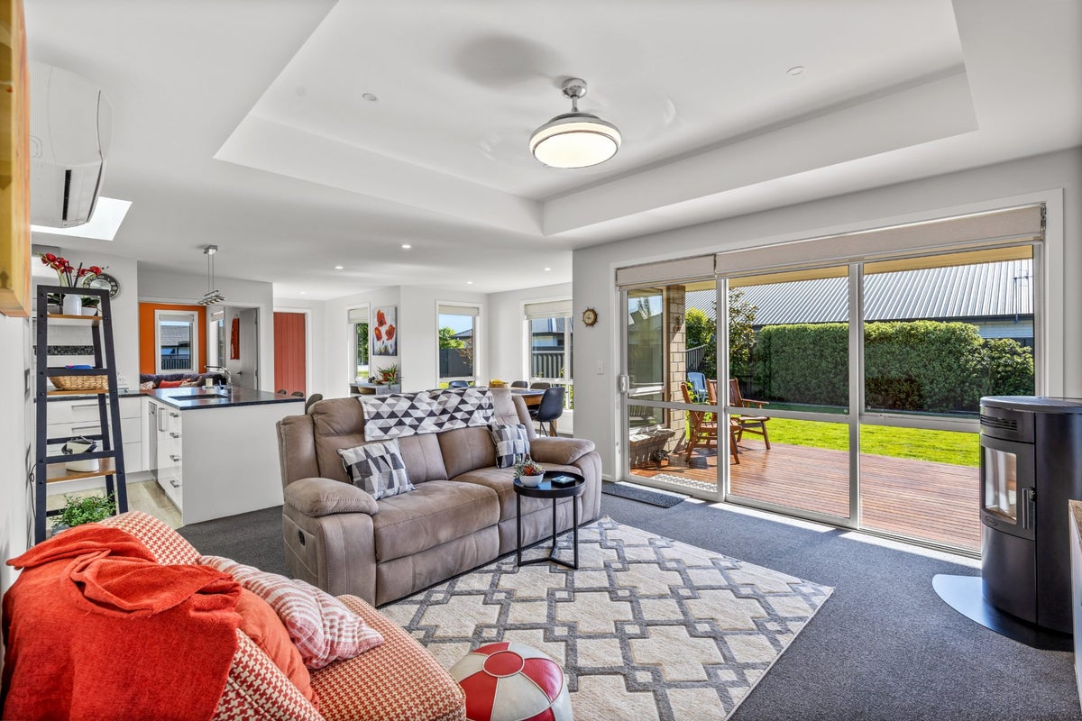 5 Richfield Drive, Waikiwi, Invercargill - Carousel 2
