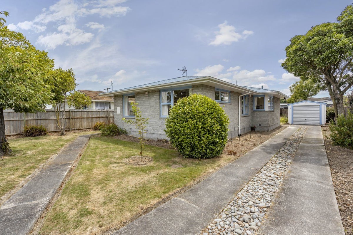 3 La Perouse Place, Northcote, Christchurch - Carousel 1