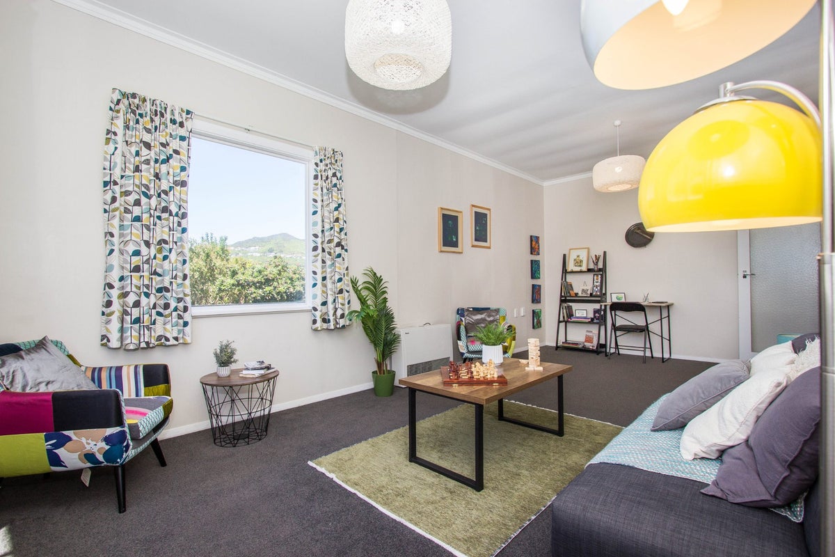 42 Prospect Terrace, Johnsonville, Wellington - Carousel 2