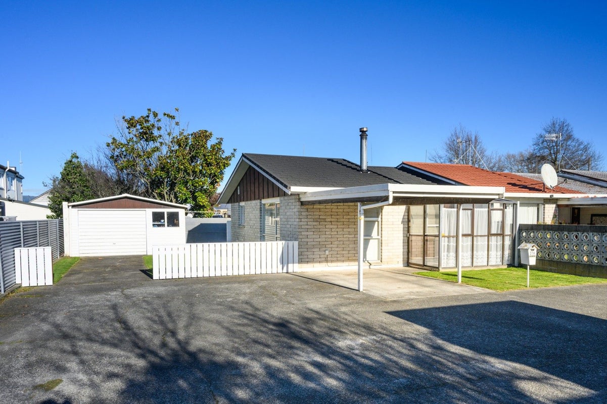 31H West Street, West End, Palmerston North - Carousel 1