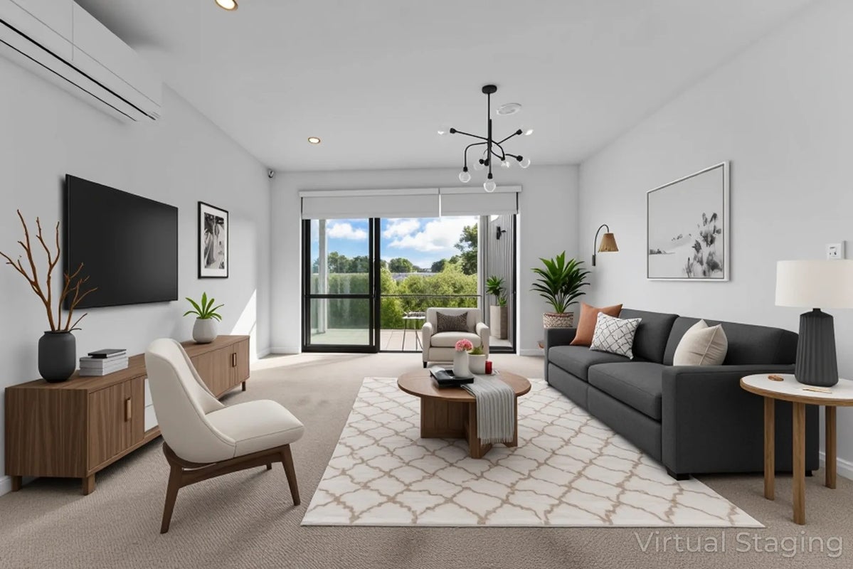 46 Whimbrel Road, Flat Bush, Manukau City, Auckland - Carousel 1