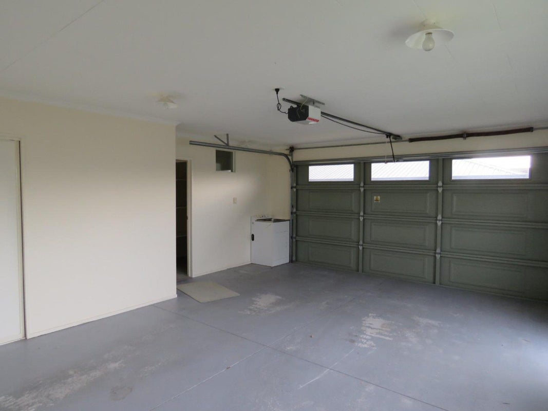 155 Carrington Street, Lower Vogeltown, New Plymouth - Carousel 12