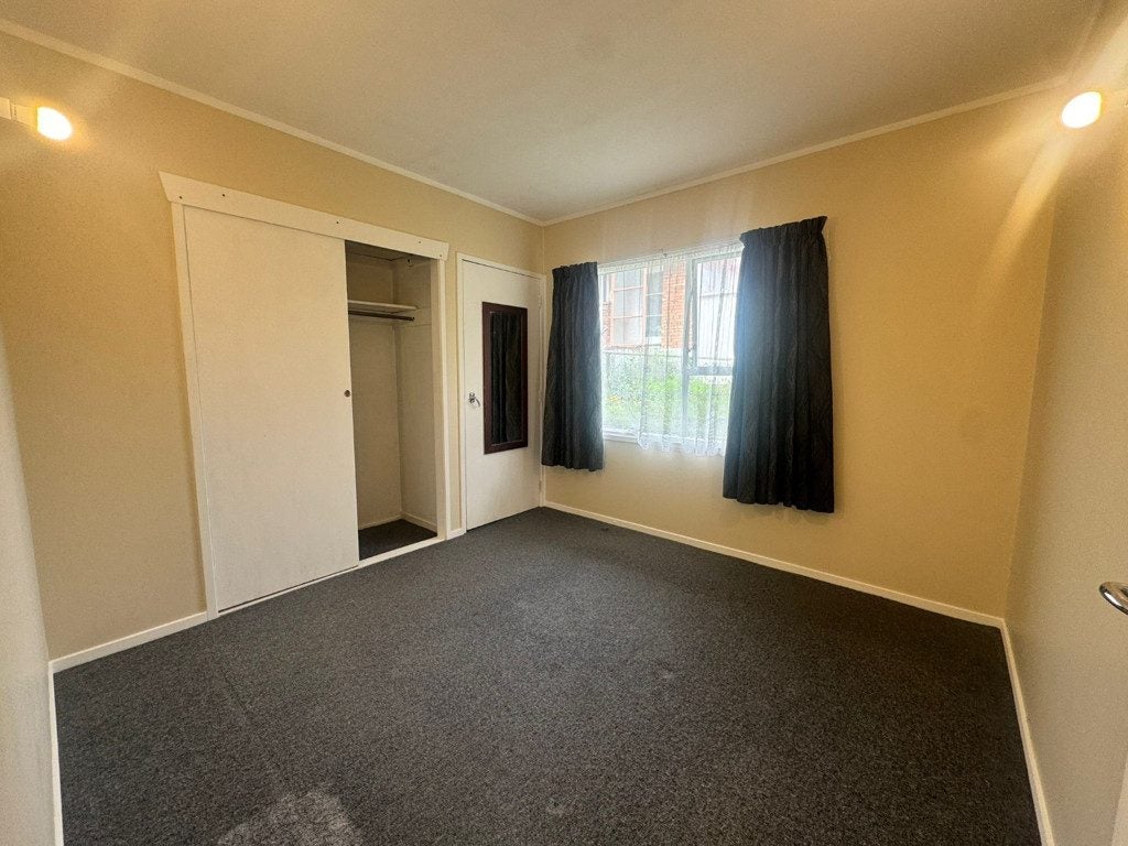 7/6 Eden View Road, Sandringham, Auckland - Carousel 6