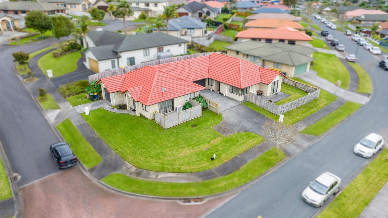 1 Chardonnay Rise, Henderson, Auckland - Carousel 2